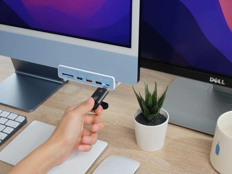 CASA Hub i7 USB-C 7-in-1