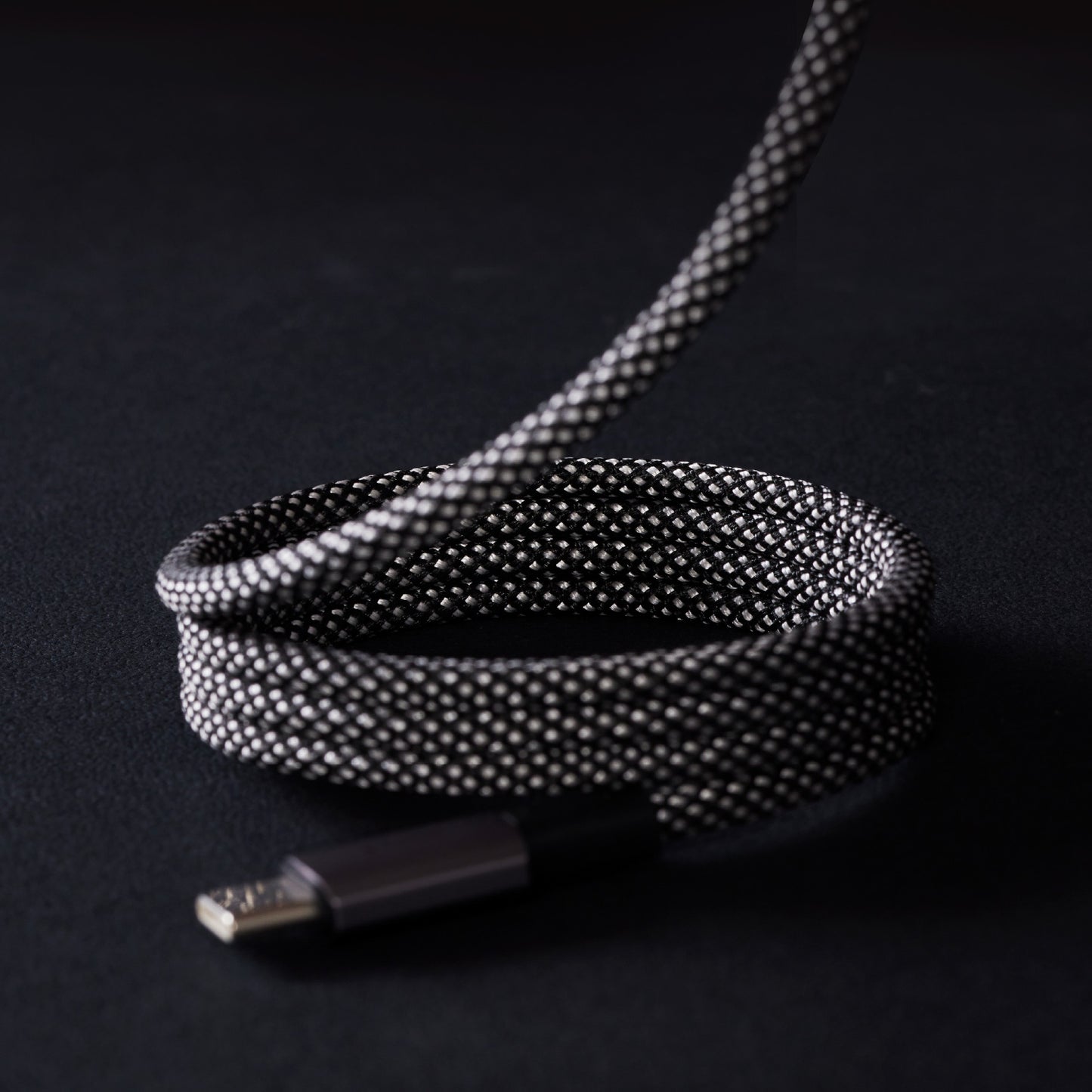 CASA MS200 - USB-C to USB-C Magnetic Charging Cable | 60W