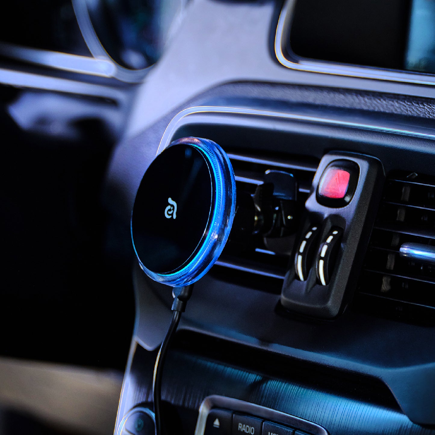 OMNIA CX1 Magnetic Wireless Charging Car Mount