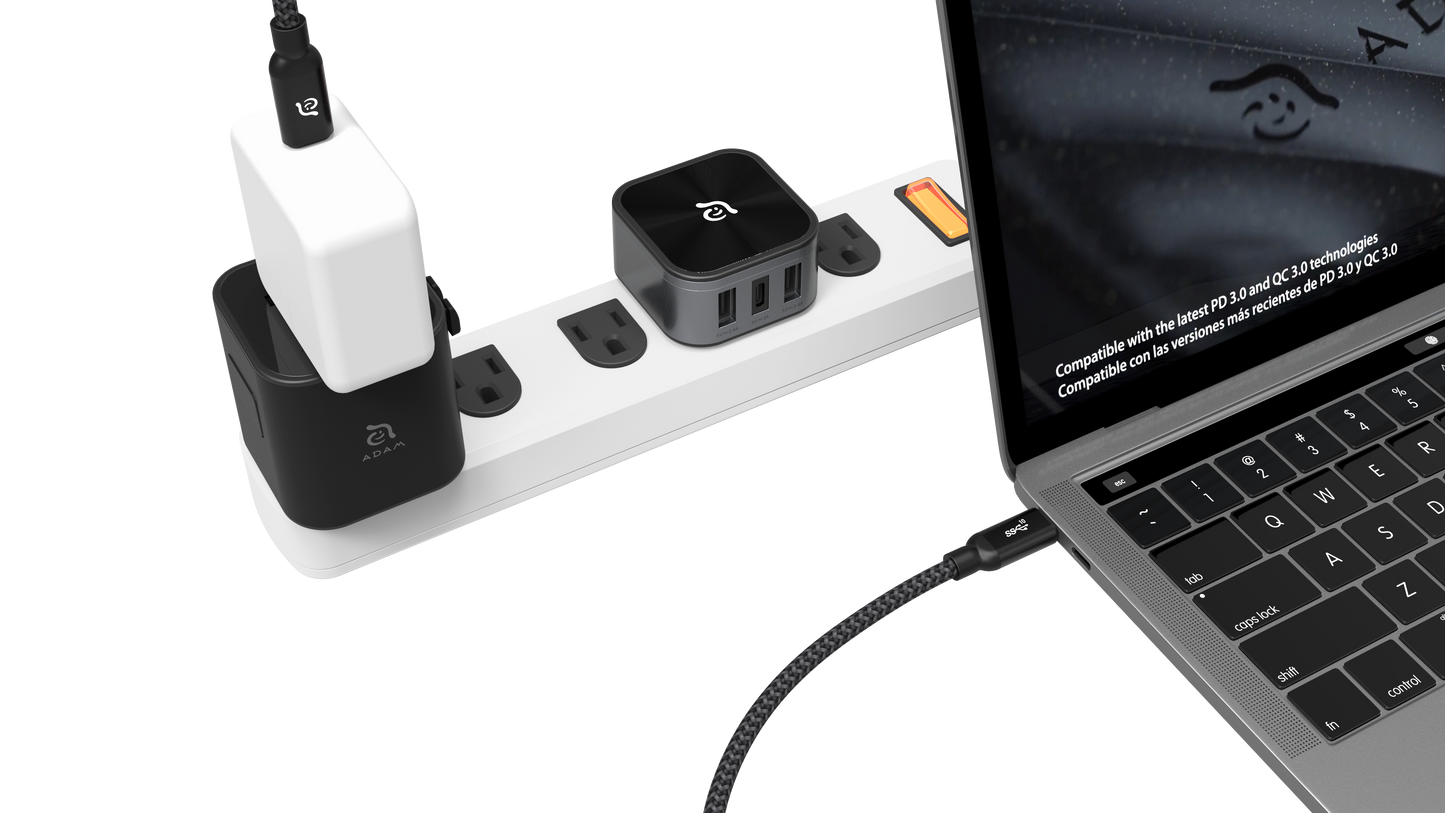 OMNIA T3 Travel Adapter