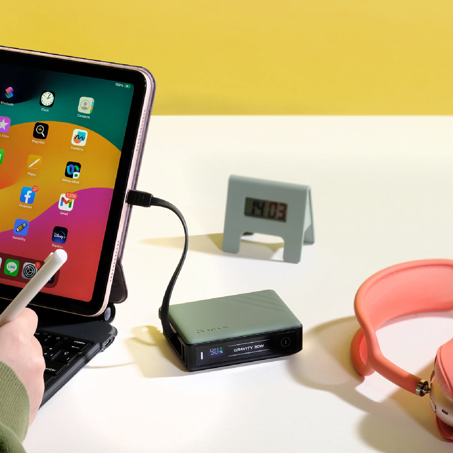 GRAVITY 30W Fast Charging Power Bank with Built-In Cable | 10000 mAh
