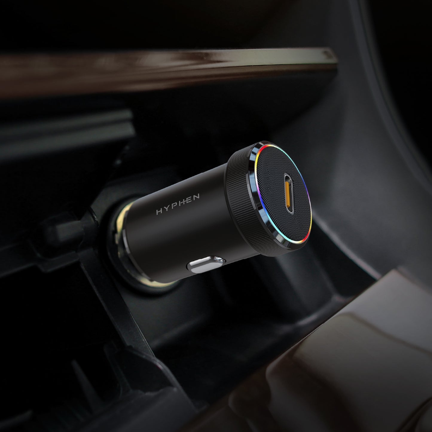 MAGT WC15 Wireless Charger with built in USB-C Cable