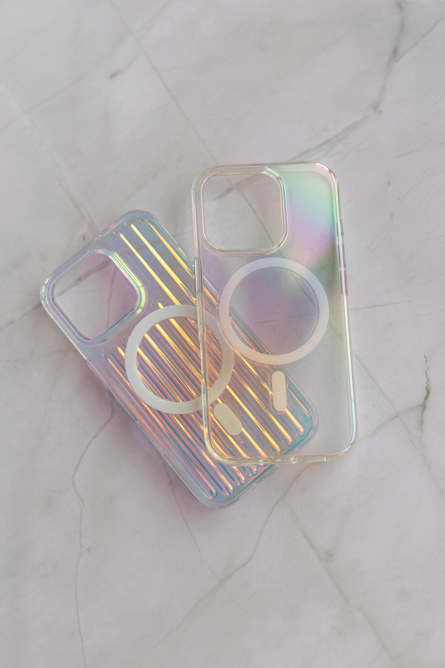 IRIS Reflect Luminous Case