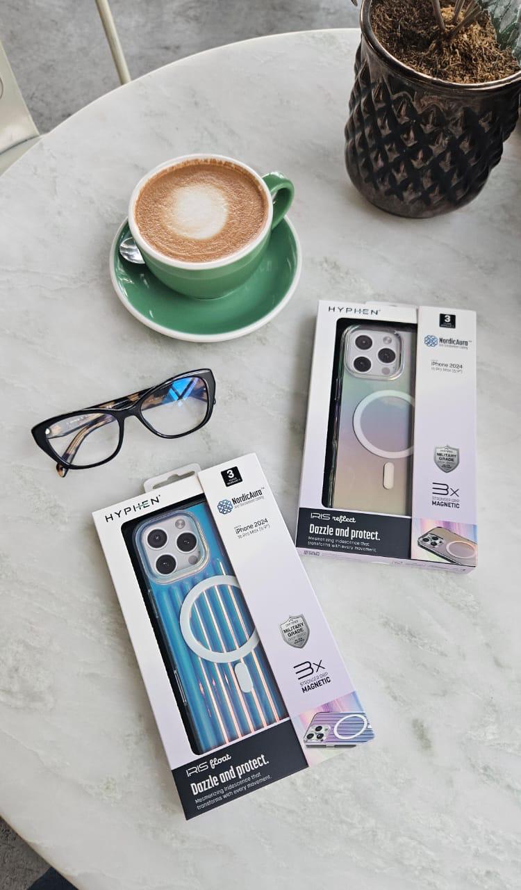 IRIS Reflect Luminous Case