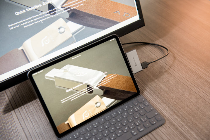 CASA Hub i4 USB-C 4-in-1 Hub