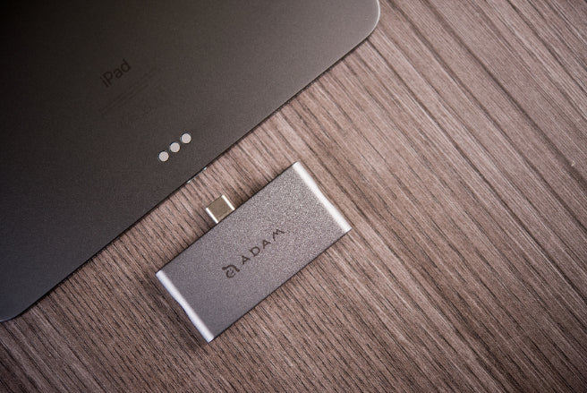 CASA Hub i4 USB-C 4-in-1 Hub