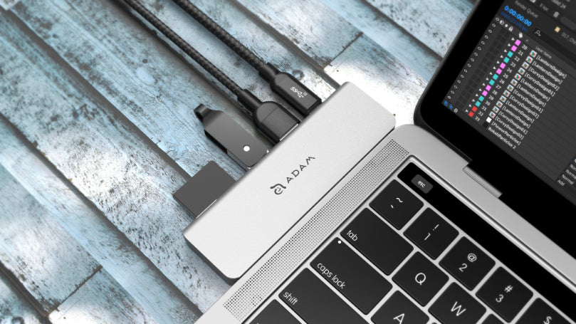 CASA Hub 5E USB-C 5-in-1 Card Reader Hub