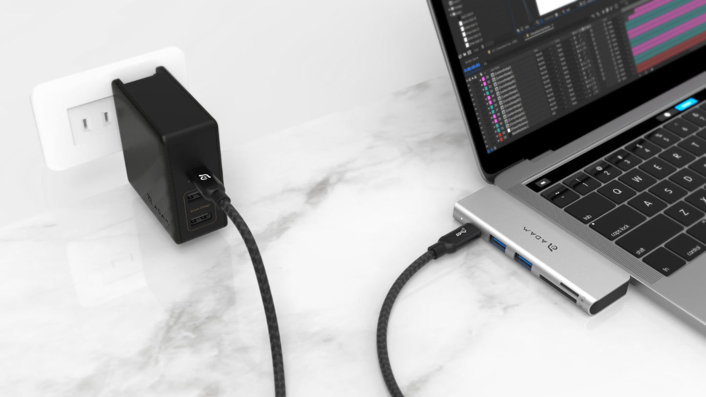 CASA Hub 5E USB-C 5-in-1 Card Reader Hub