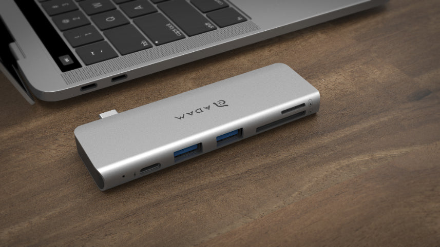 CASA Hub 5E USB-C 5-in-1 Card Reader Hub