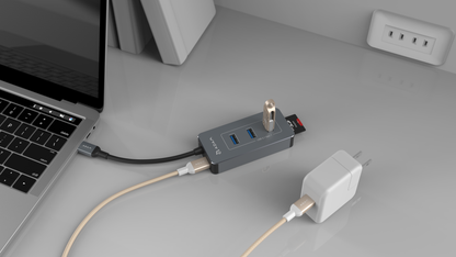 USB 3.1 Type-C 6-Port Card Reader Hub