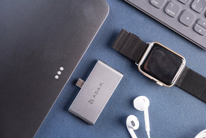 CASA Hub i4 USB-C 4-in-1 Hub