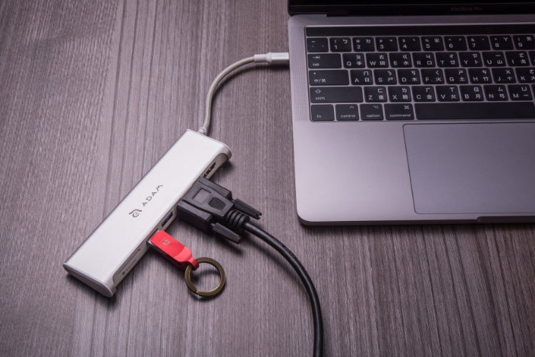 CASA A03 5 Port USB-C Hub with VGA and HDMI