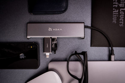 CASA A03 5 Port USB-C Hub with VGA and HDMI
